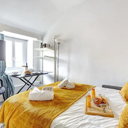 542 - Proche De Paris Apartamento *